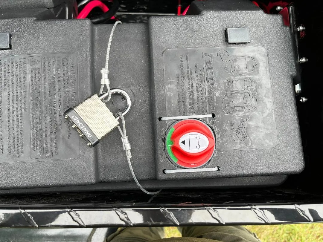 22' Car Hauler w/ Winch rental photo 2 - Eau Claire WI trailer rental