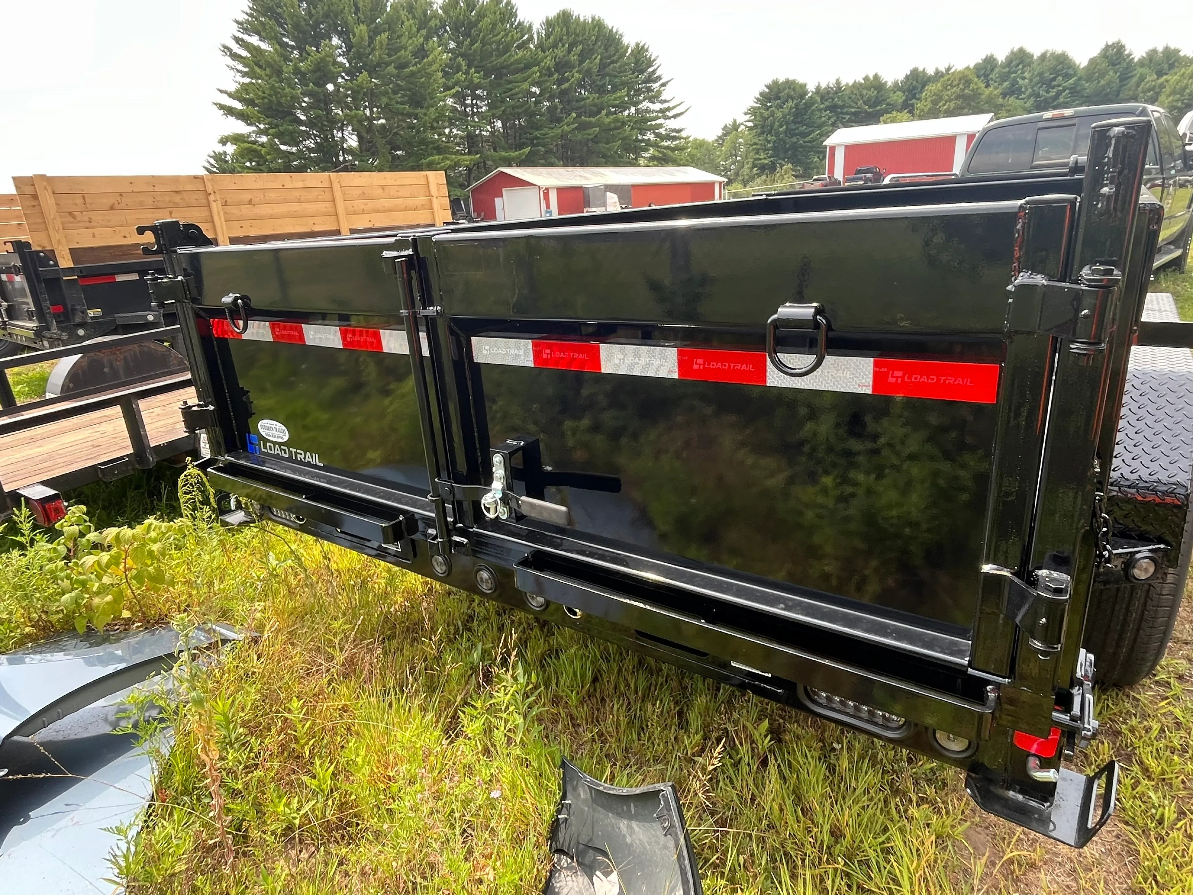 14' Dump Trailer 2' Sides rental photo 5 - Eau Claire WI trailer rental
