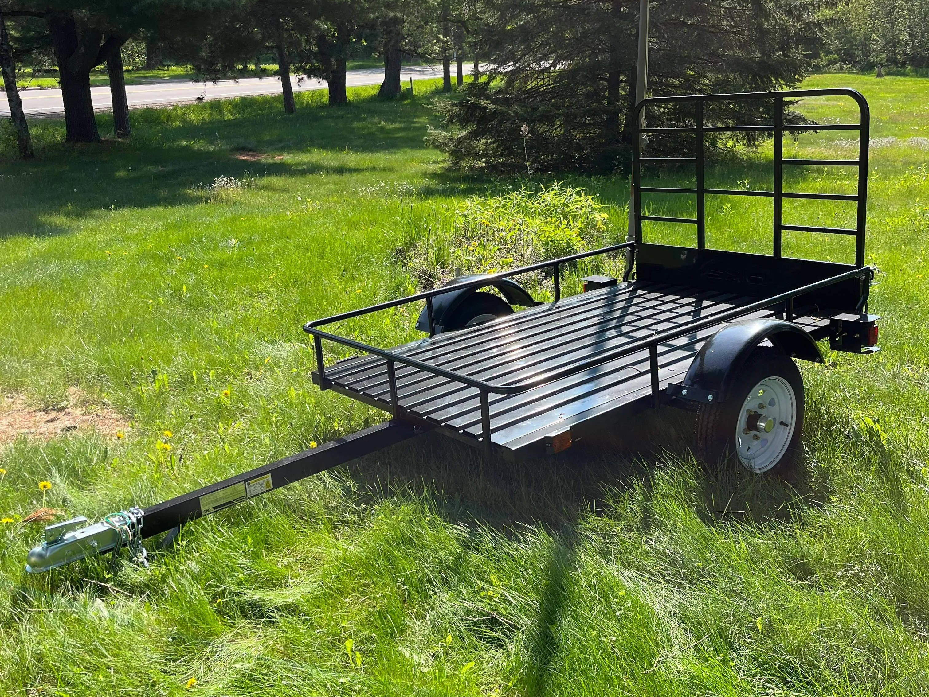 4'x6' Utility Trailer rental photo 2 - Eau Claire WI trailer rental